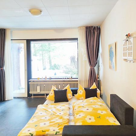 Ferienwohnung Schoene Wohnung 2D-Gebaeude Mit Mini-Garten Schönwalde Kültér fotó
